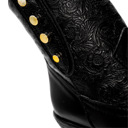 Botín para dama cincelado