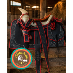 Montura para Caballo Cuadrada de Cuero Recuperado con Cantinas